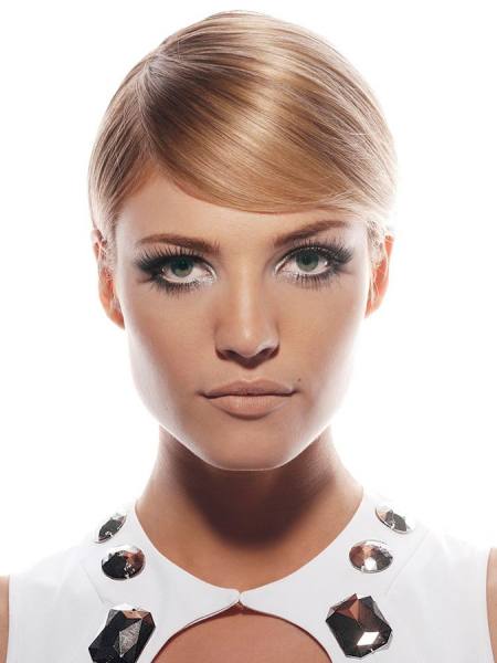 Photograph Luis Crispino  Marie Claire on One Eyeland